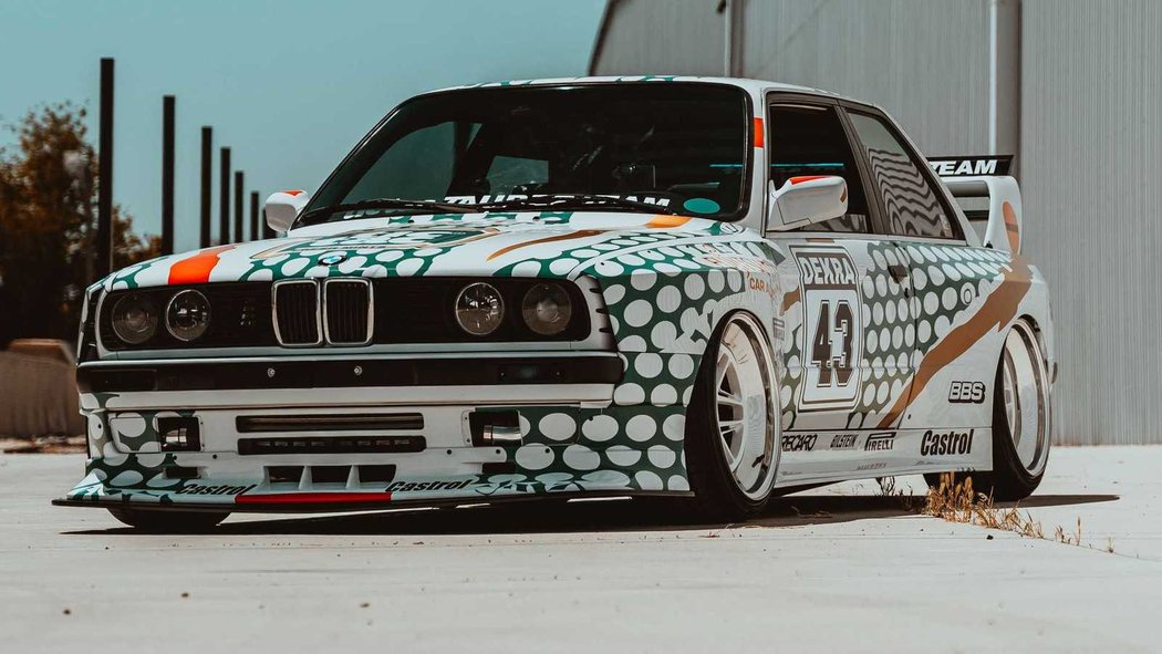 BMW M3 E30 Tic Tac