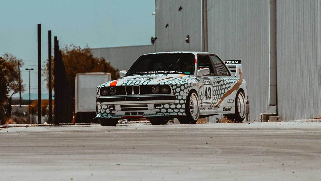 BMW M3 E30 Tic Tac