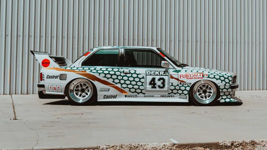 BMW M3 E30 Tic Tac