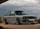 BMW M3 E30 V8