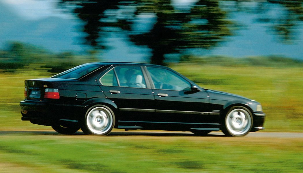 BMW M3 Sedan (1995)