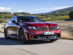 Projeli jsme nové BMW řady 3. Elektrické i spalovací jsou velmi odlišné i velmi podobné