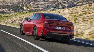 BMW M350 xDrive BMW M350 xDrive
