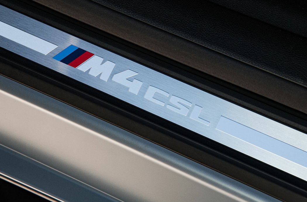 BMW M4 CSL