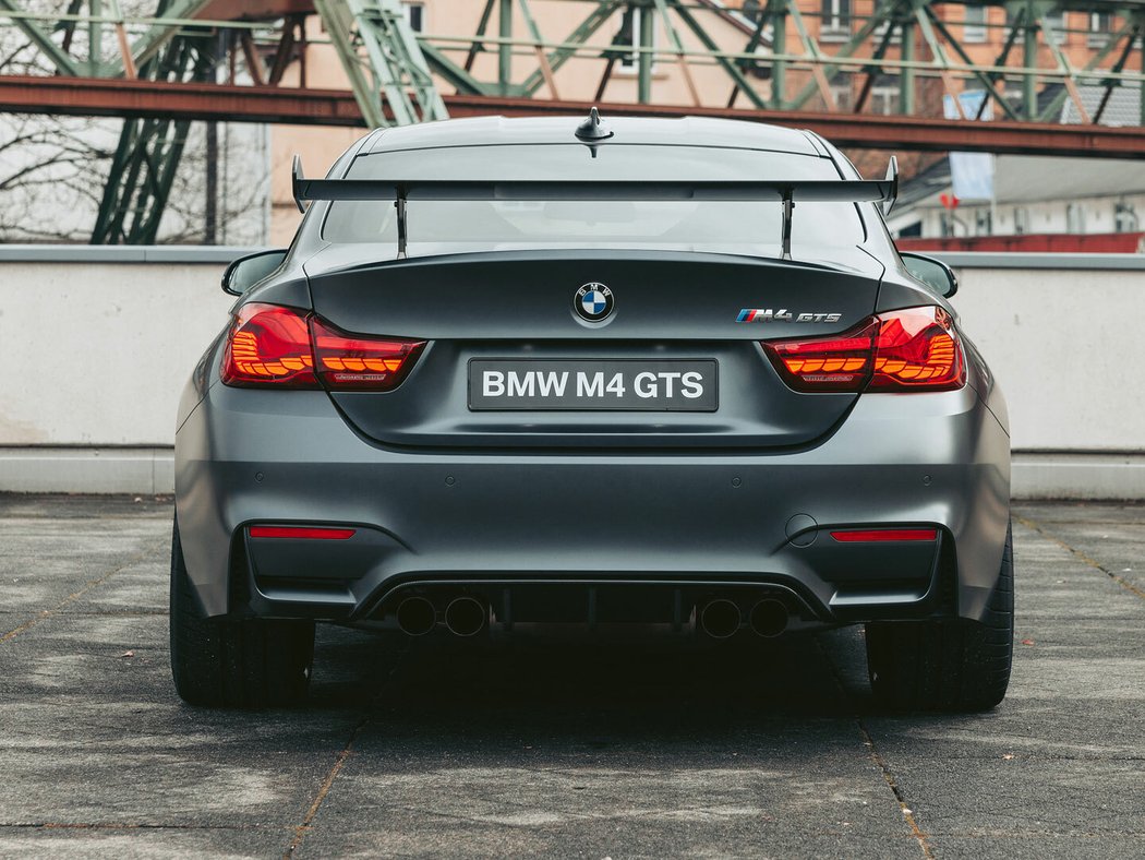 BMW M4 GTS (2016)