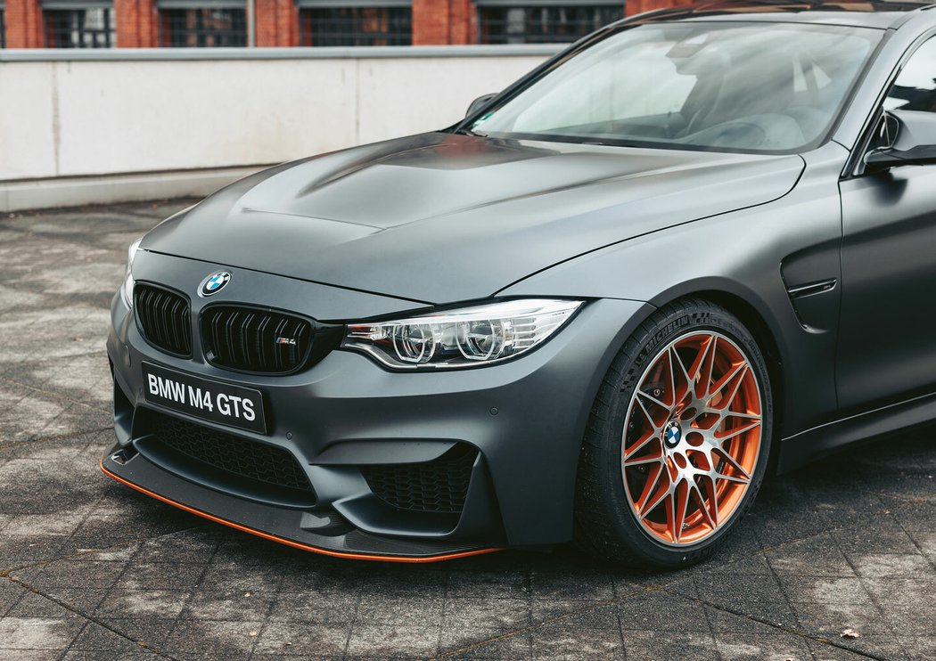 BMW M4 GTS (2016)