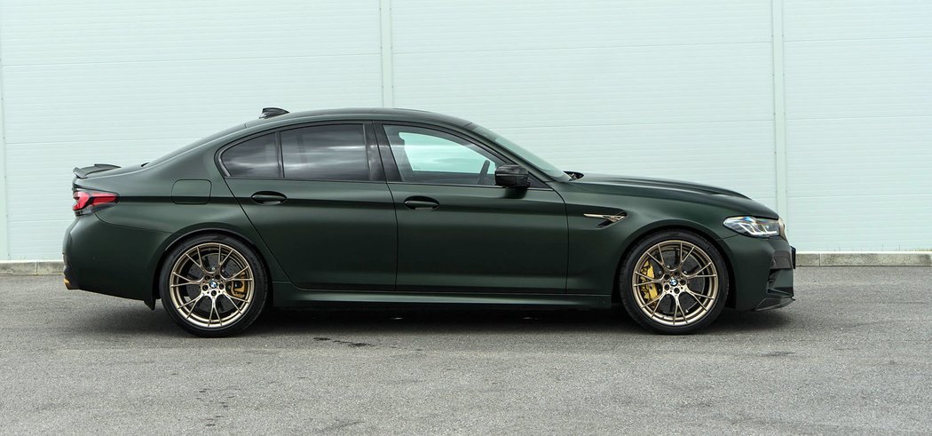 BMW M5 CS