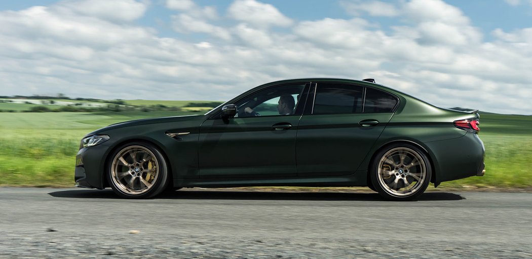 BMW M5 CS