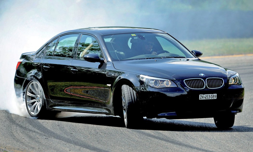 BMW M5 E60 (2004-2009)