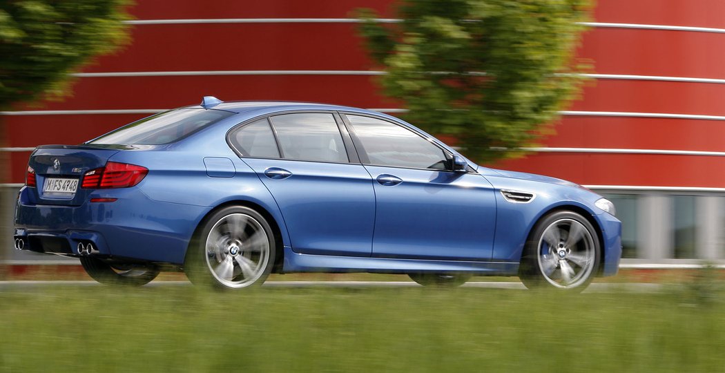 BMW M5 F10 (2011-2013)