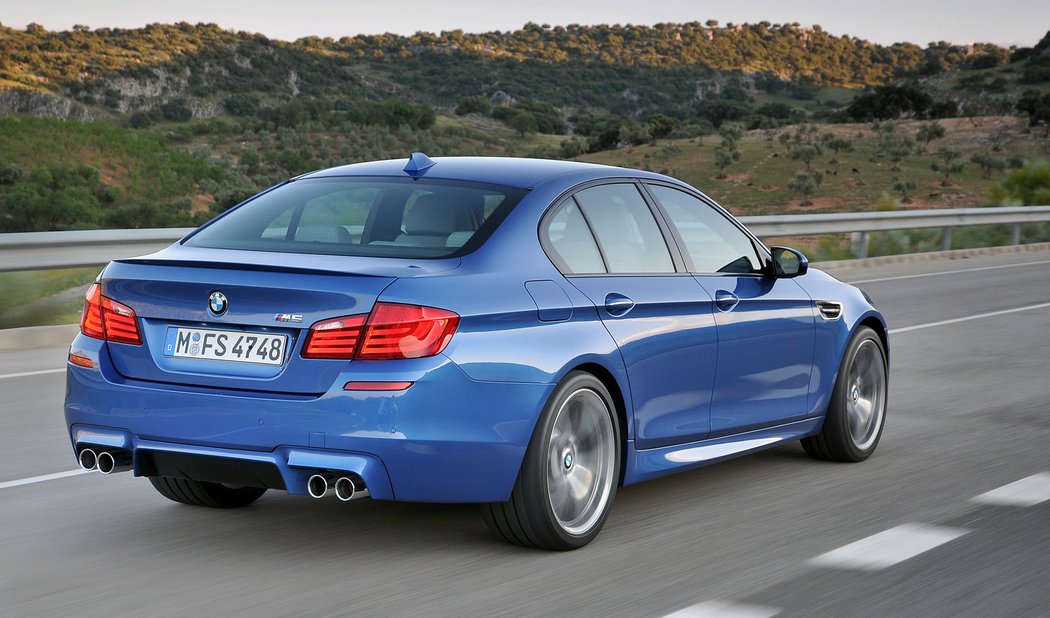 BMW M5 F10 (2011-2013)