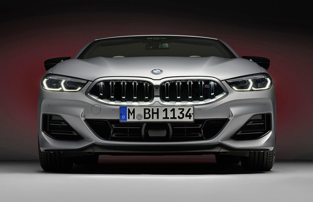 BMW M850i xDrive Convertible