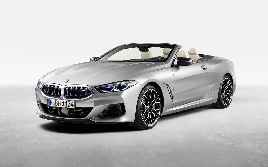 BMW M850i xDrive Convertible