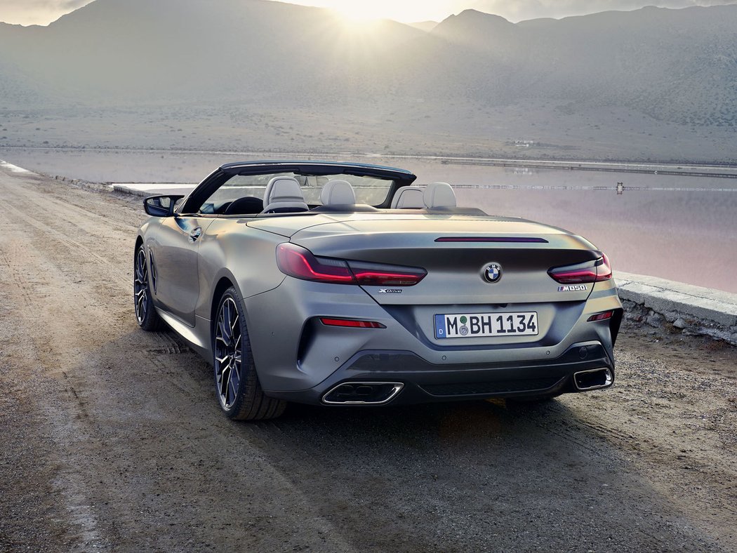 BMW M850i xDrive Convertible