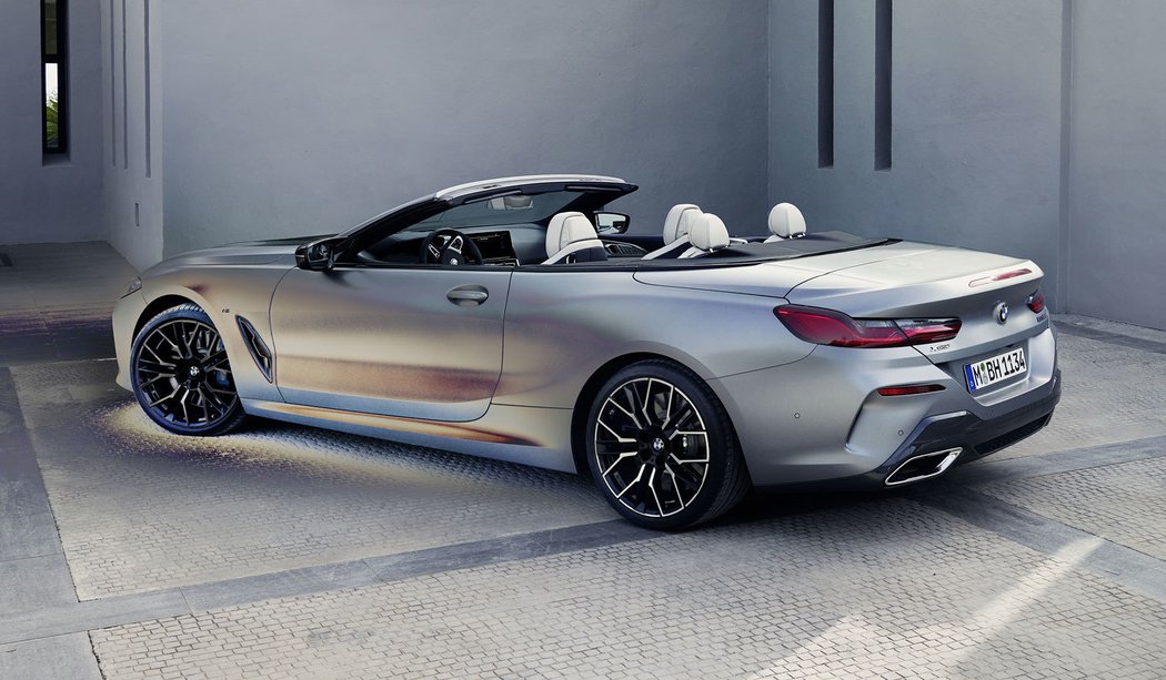 BMW M850i xDrive Convertible