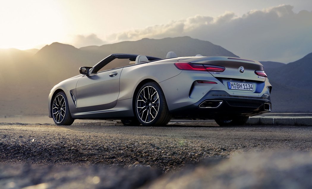 BMW M850i xDrive Convertible