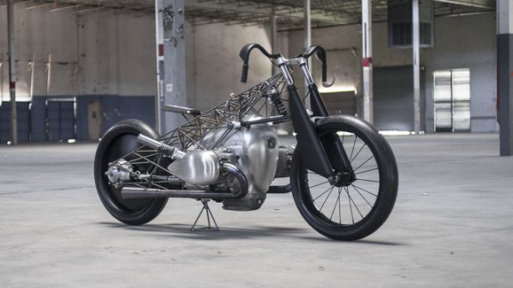 Revival Birdcage je úchvatný unikát s novým motorem od BMW Motorrad 