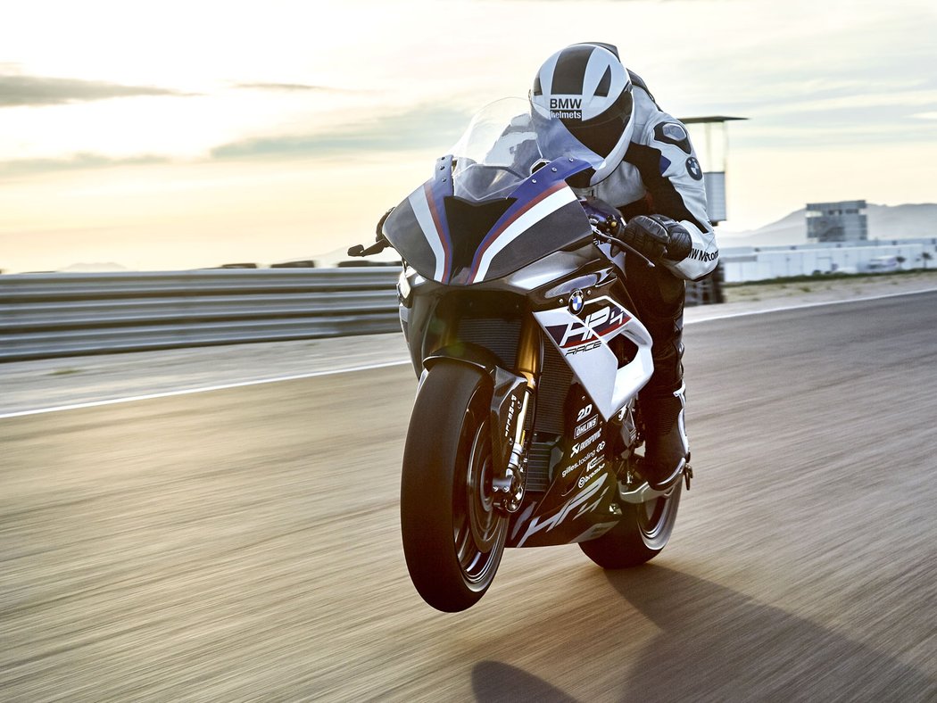 BMW HP4 RACE