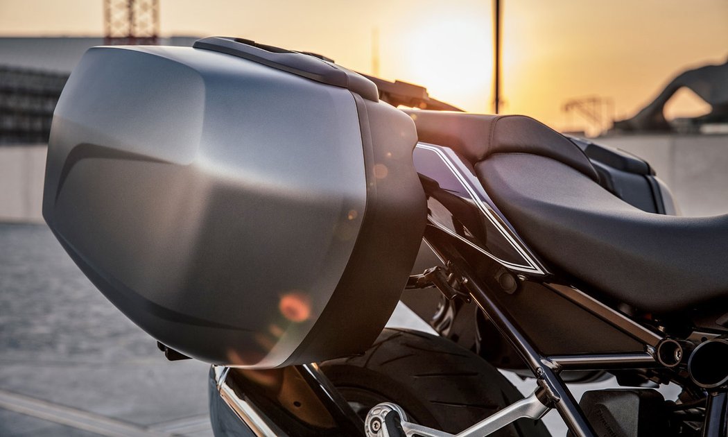 BMW R 1200 R Black Edition