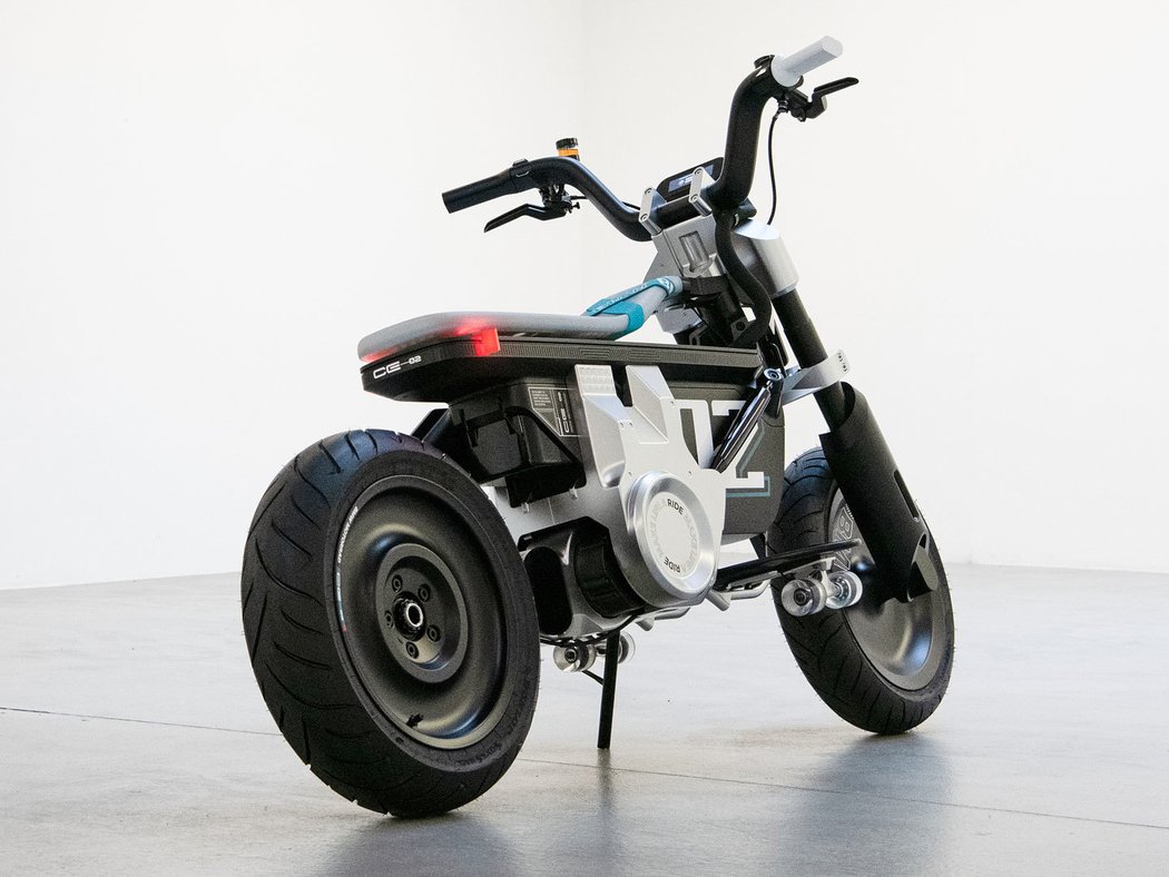 BMW Motorrad Concept CE 02