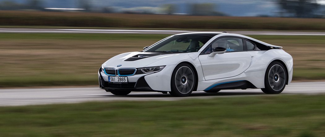 BMW i8