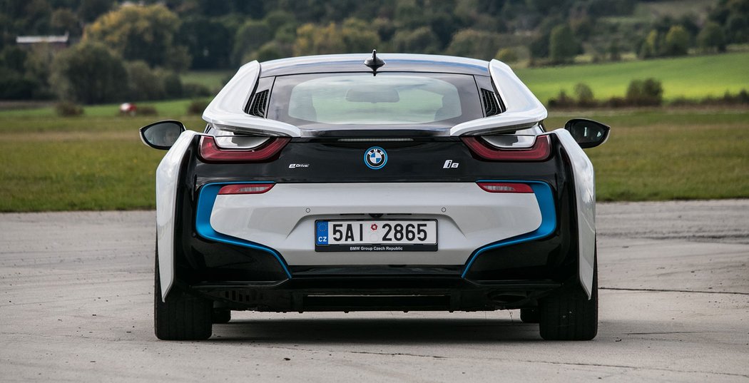 BMW i8