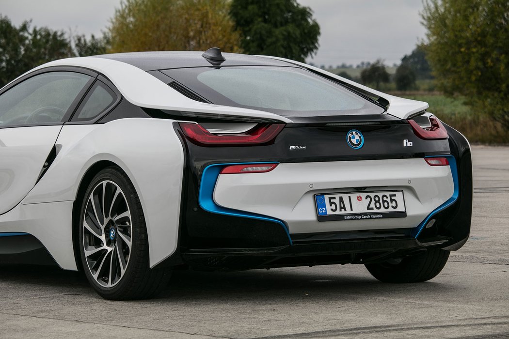 BMW i8