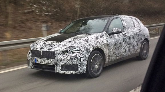 Nové BMW 1 se blíží. Co už víme o nové kompaktní předokolce?