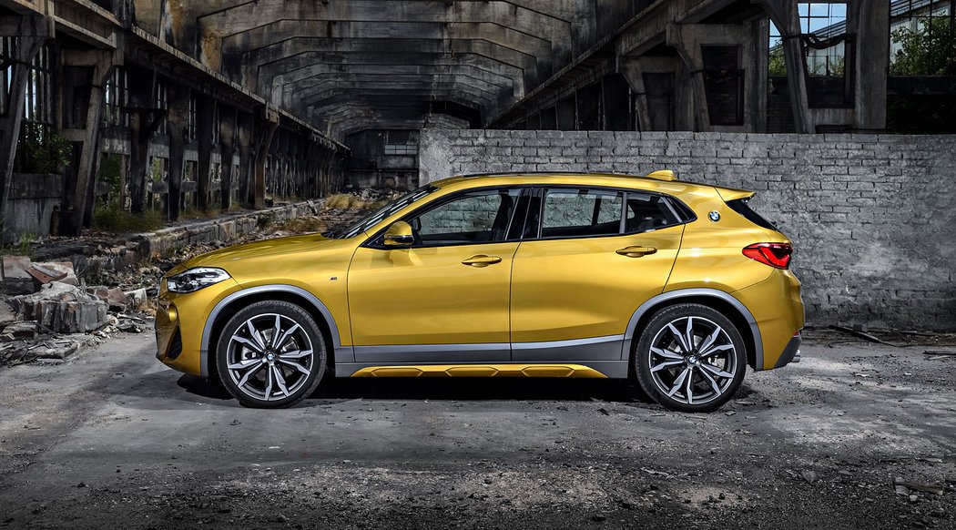 BMW X2