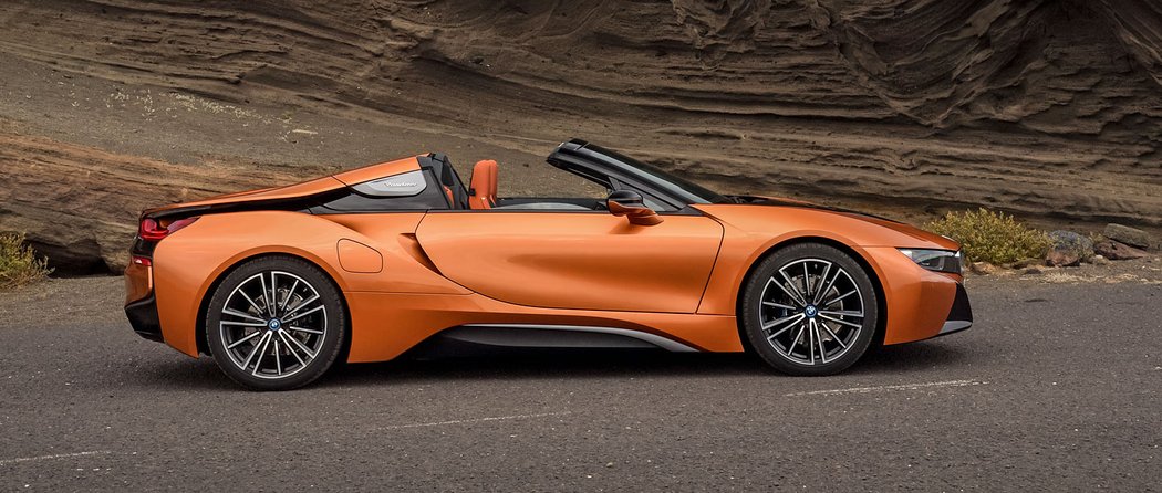 BMW i8 Roadster