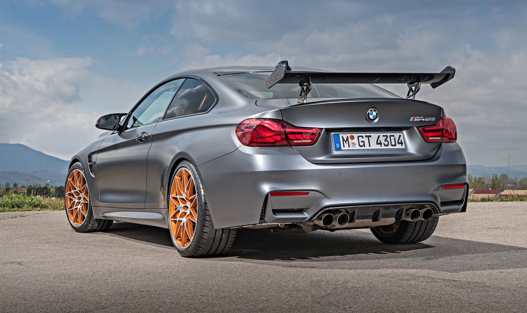 BMW M4