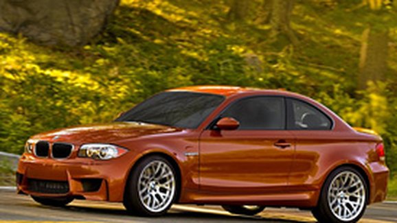 BMW 1 M Coupé: Nové fotografie a video