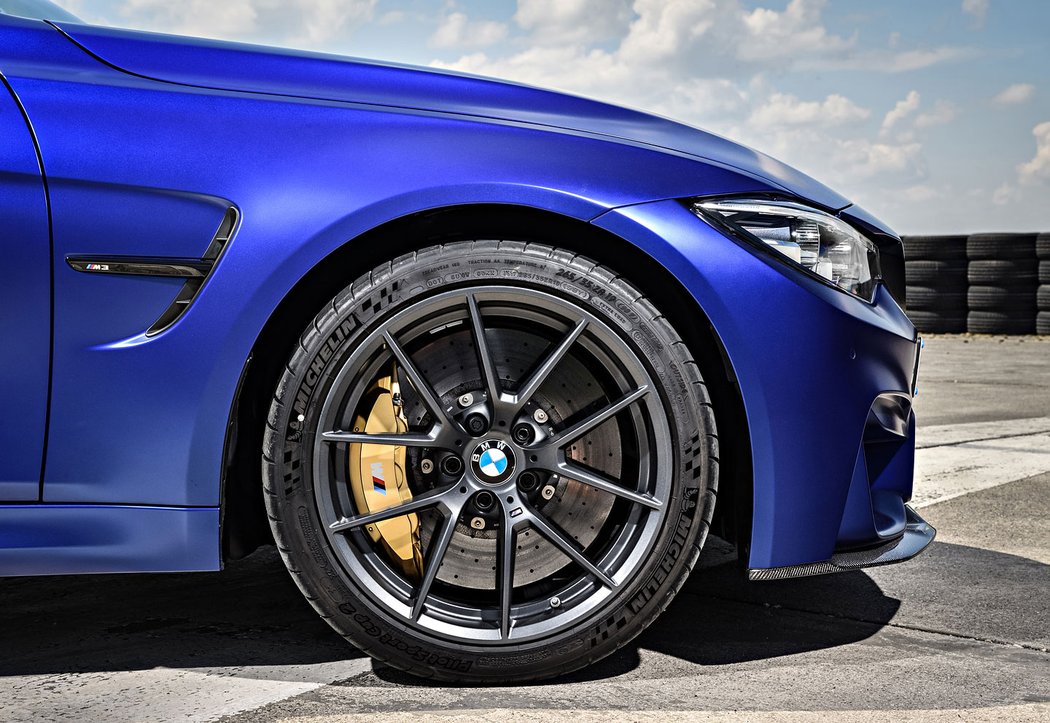 BMW M3 CS