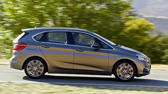 BMW 2 Active Tourer: Rodinná předokolka uveze 468 litrů