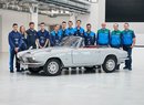 Učni BMW restaurovali krásné 1600 GT kabrio. Je jediné na světě!
