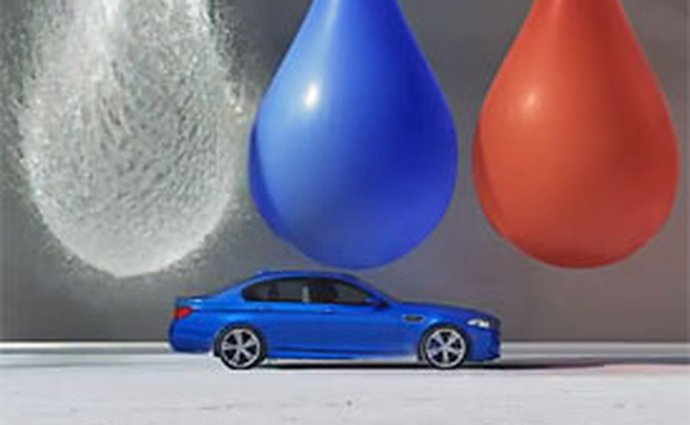 Video: BMW M5 jede jako když střelí