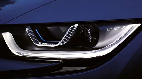 BMW Laserlights: Revoluce v osvětlení na vlastní oči