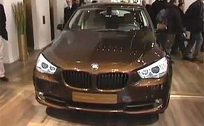 Video: BMW 5 GT by Trussardi – Módní edice