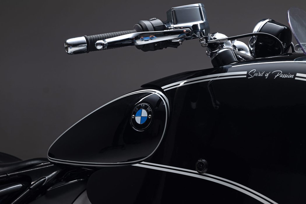 BMW R 18 „Spirit of Passion“