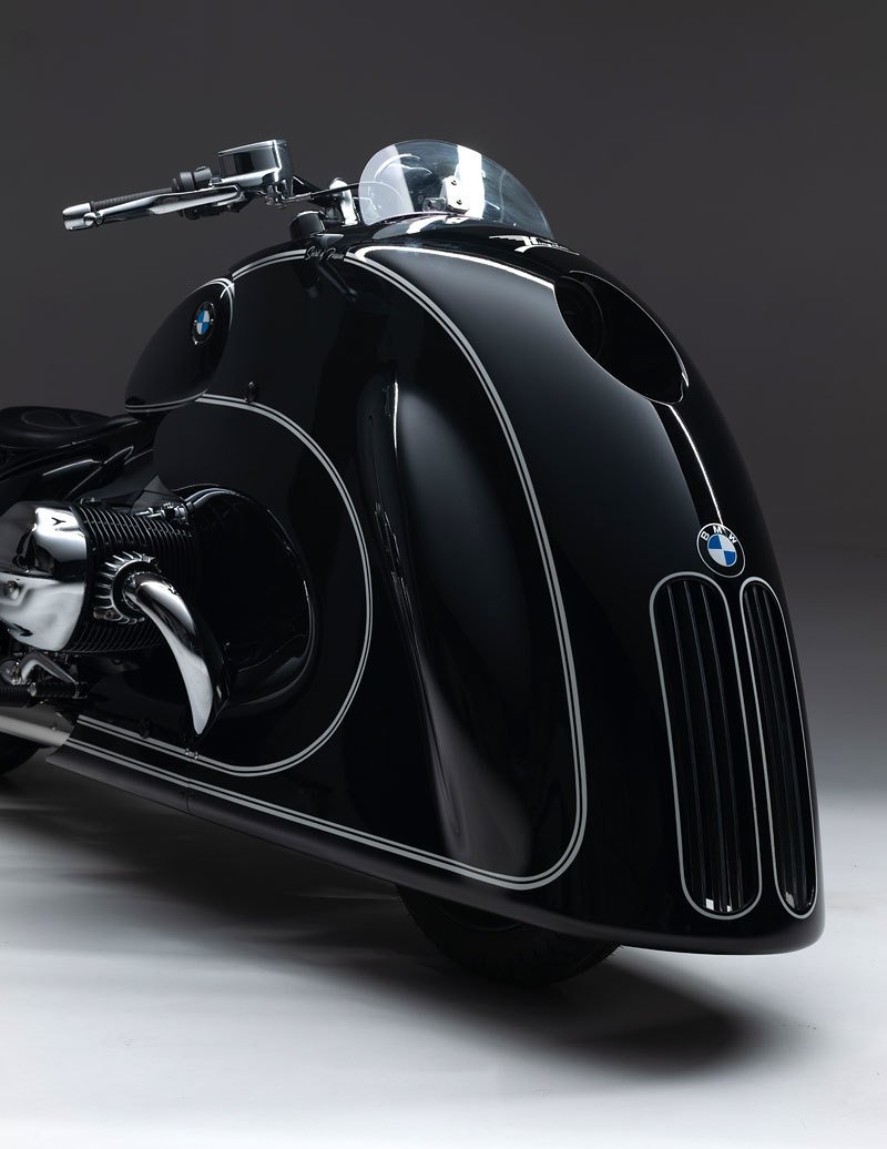 BMW R 18 „Spirit of Passion“