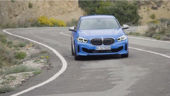Mnichovská novinka poprvé v pohybu. Podívejte se na videa nového BMW řady 1