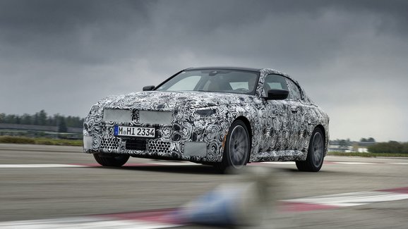 Nové BMW M2 se rýsuje pro rok 2022. Kompaktní kupé dostane šestiválec z M3