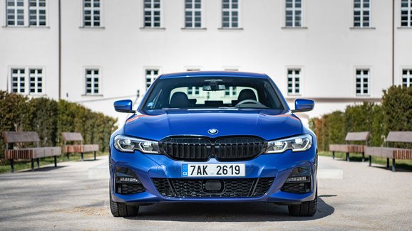 Titul Auto roku v ČR 2020 získává BMW řady 3! Kdo skončil v závěsu?