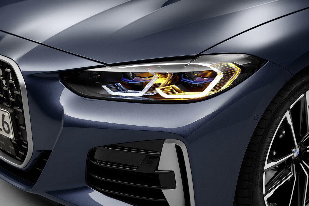 BMW M440i