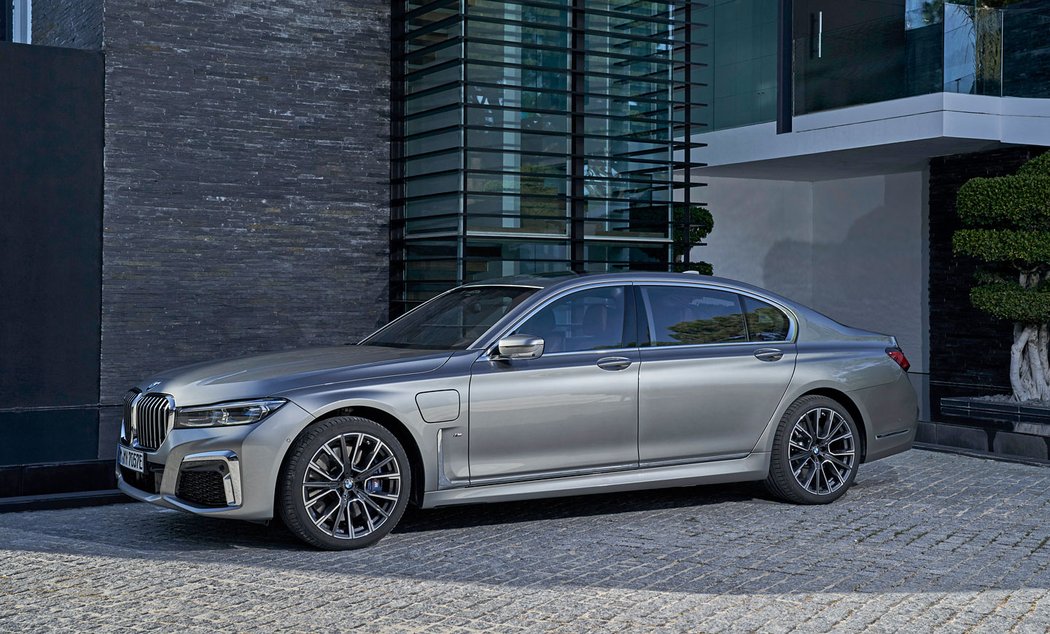 BMW 745Le xDrive