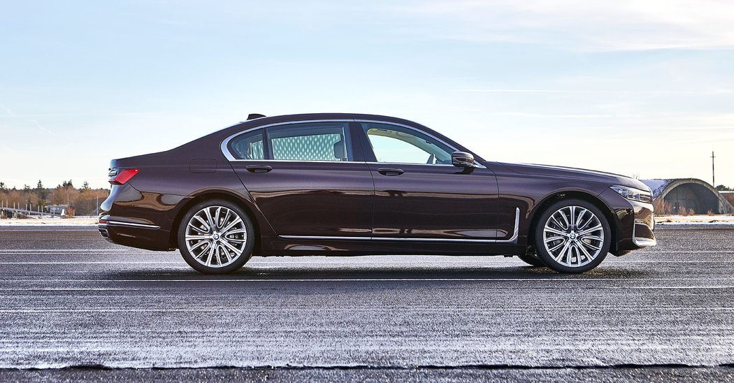 BMW 745Le xDrive