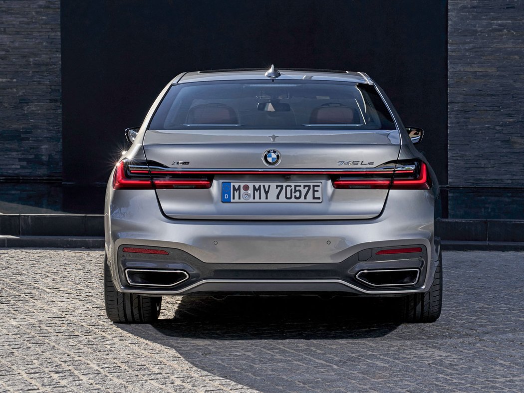 BMW 745Le xDrive