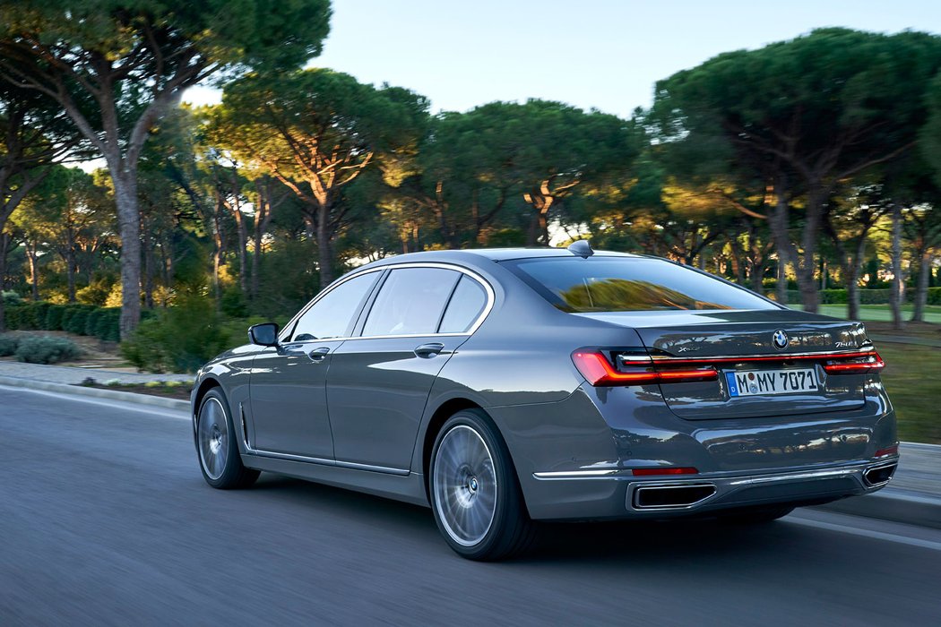 BMW 750Li xDrive