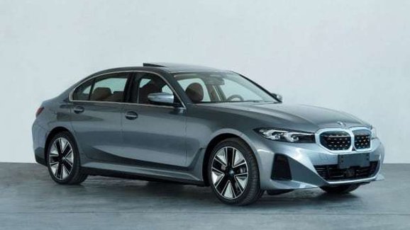 Z Číny unikly fotografie nového elektrického BMW řady 3
