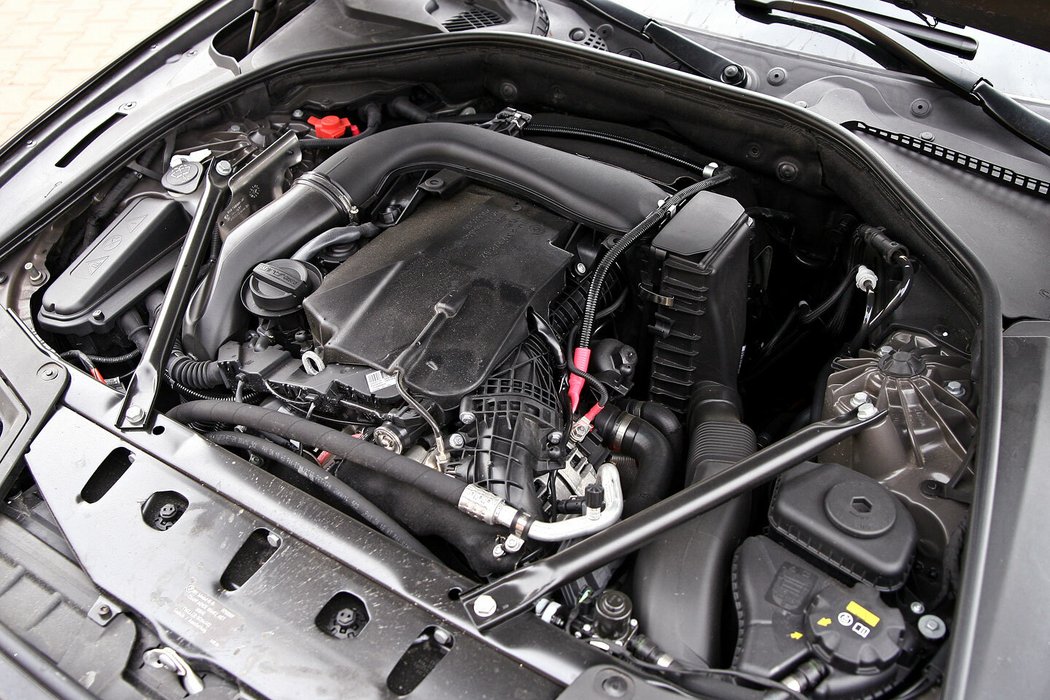 Motor 3.0 24V Turbo